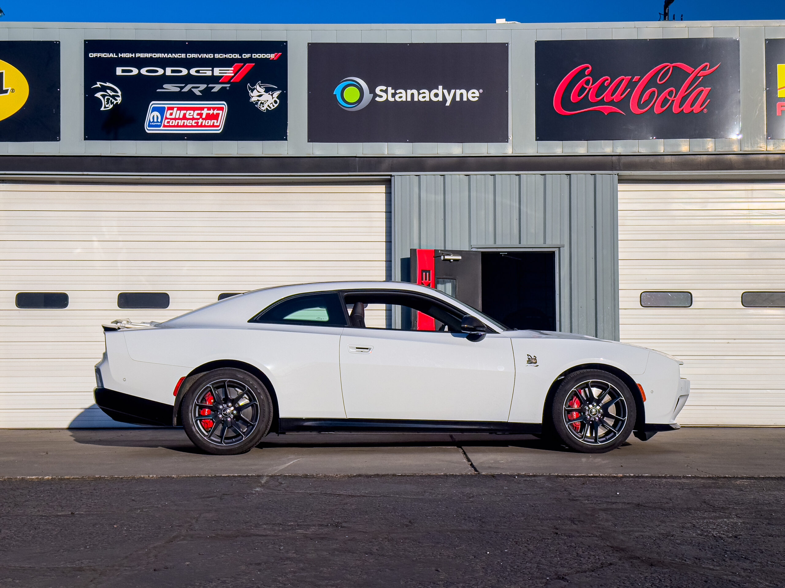 Dodge, yeni elektrikli arabasını geliştiriyor: İşte görseller!