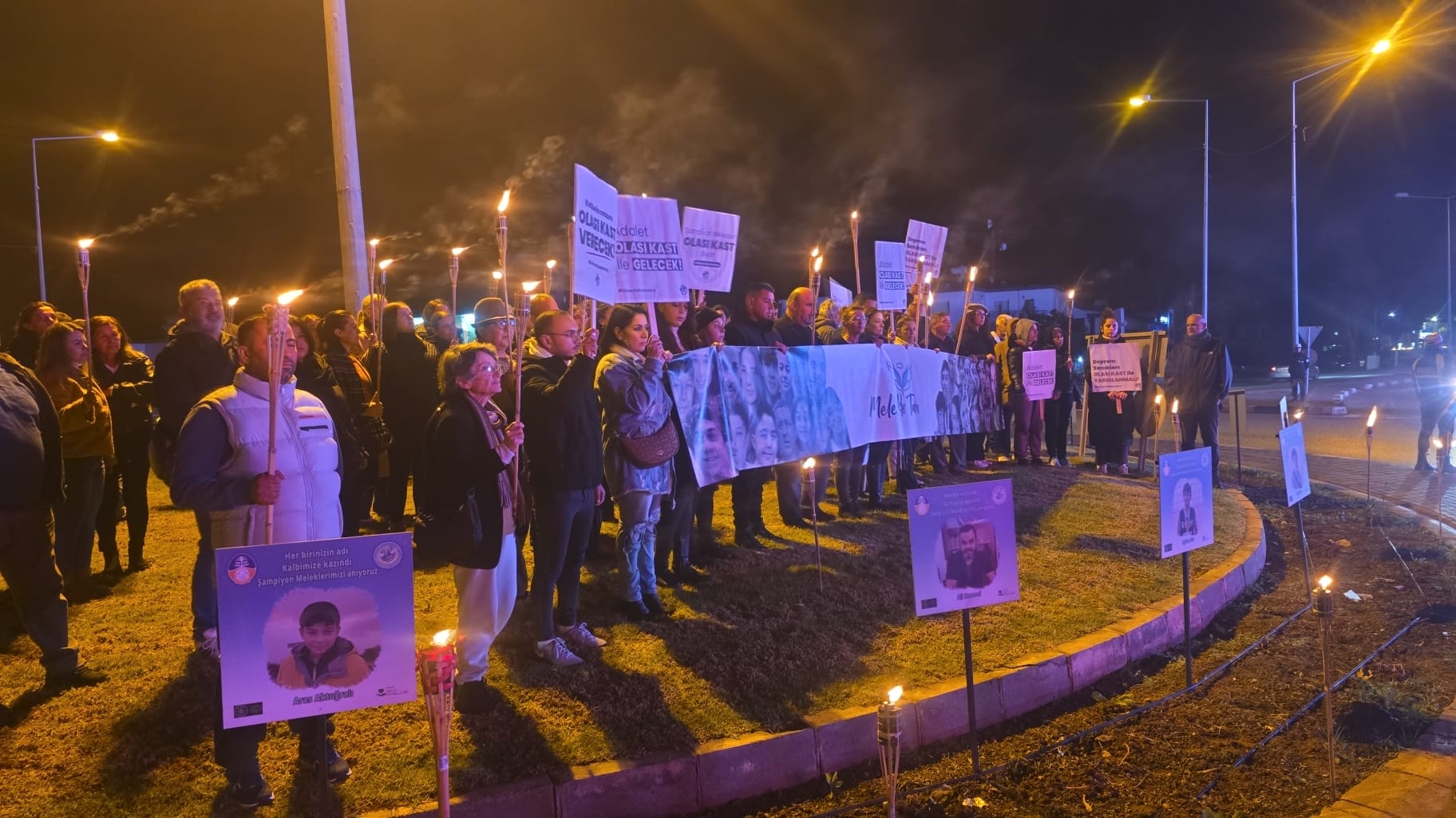 İskele'de Adalet Nöbeti: Toplumsal Farkındalık İçin Bir Araya Geldiler