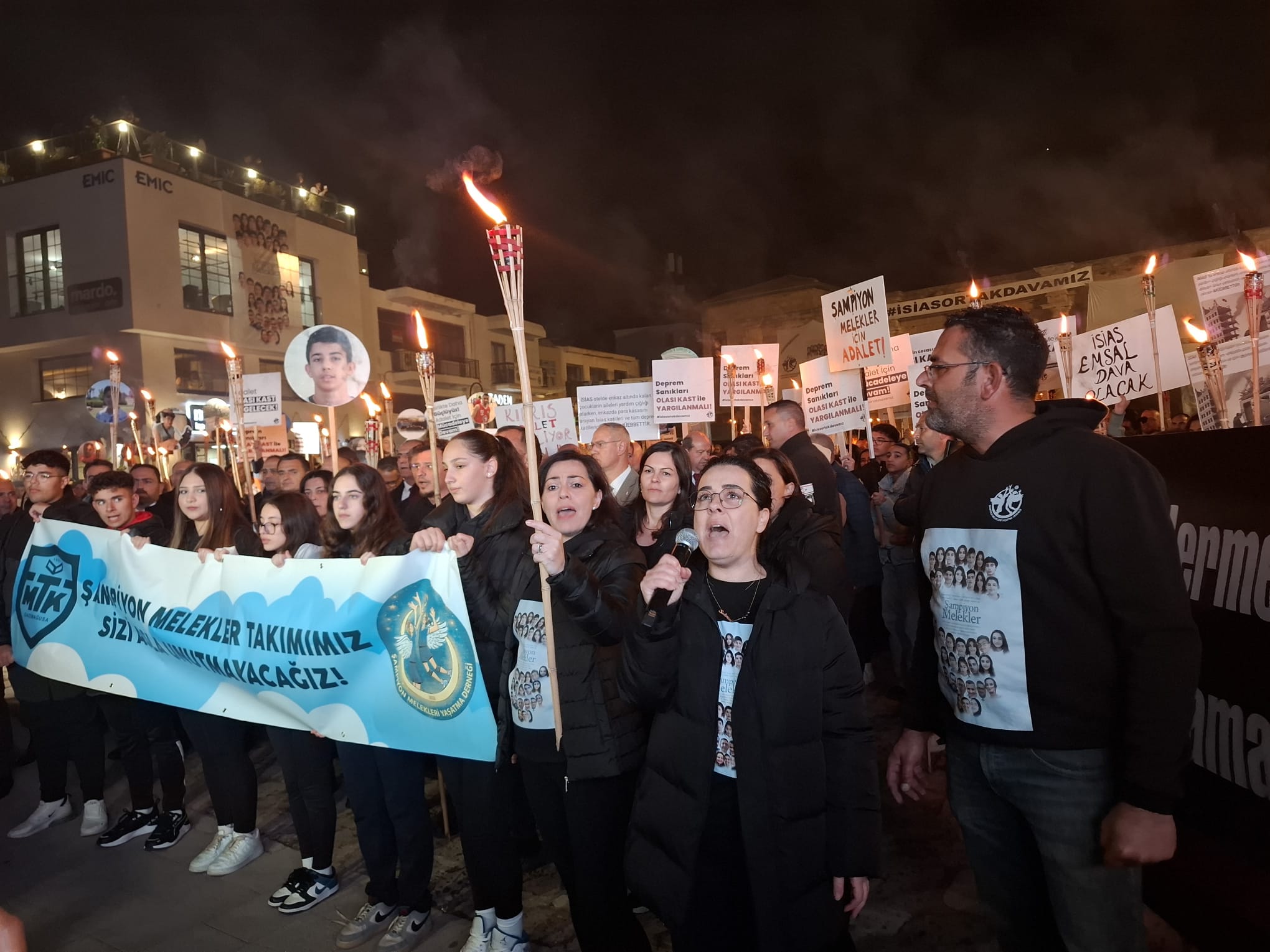 Şampiyon Melekleri Yaşatma Derneği'nden 'Adalet İçin Ses Ver' Etkinliği