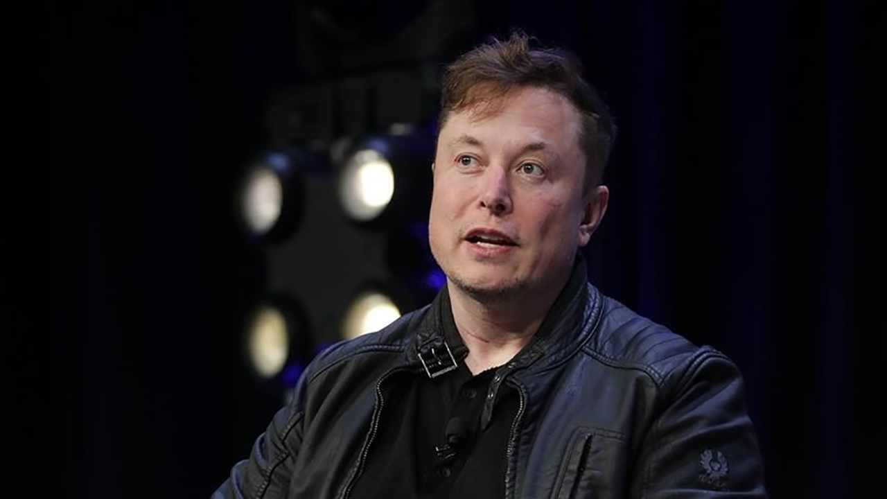 Elon Musk’tan yapay zeka için şaşırtan açıkladı! Tükenme süreci başladı