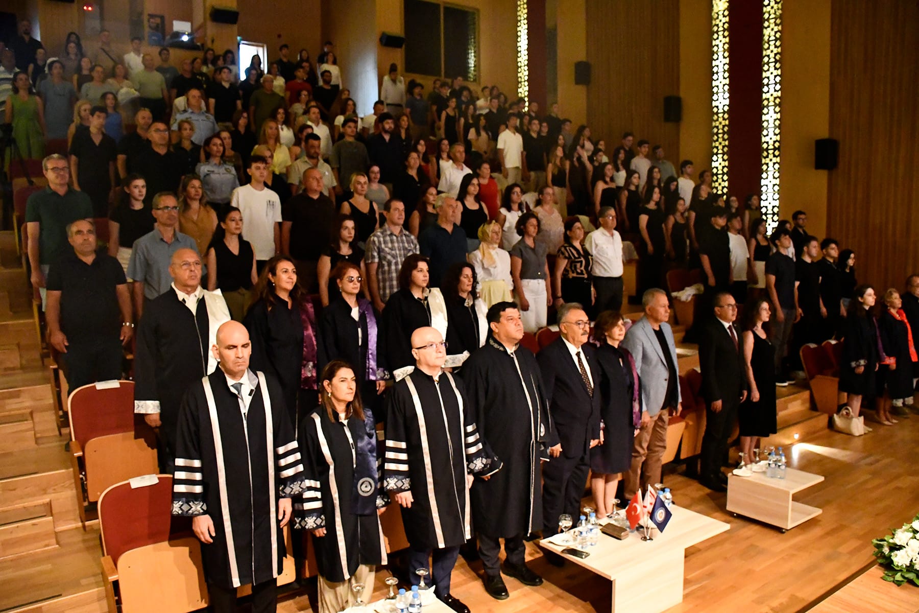 DAÜ ve Marmara Üniversitesi Uluslararası Ortak Tıp Programı 2025-2026 Açılış Töreni: Beyaz Önlükle Başlayan Yeni Bir Başlangıç 1 DAÜ ve Marmara Üniversitesi Uluslararası Ortak Tıp Programı 2025-2026 Açılış Töreni: Beyaz Önlükle Başlayan Yeni Bir Başlangıç
