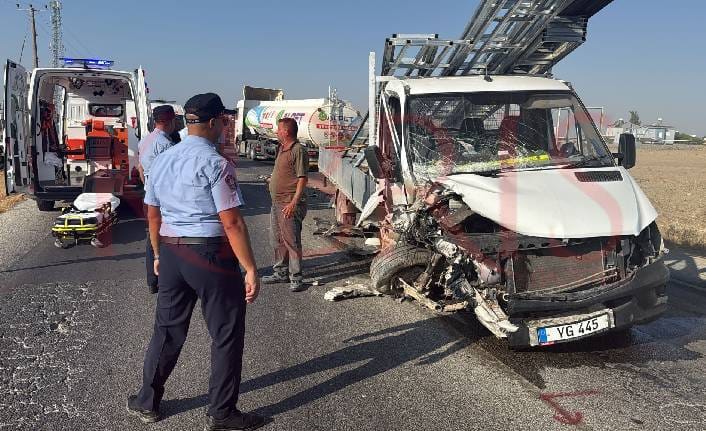 Iskele-Lefkoşa Karayolunda Meydana Gelen Kaza: İtfaiye Ekiplerinin Zorlu Kurtarma Operasyonu 2 Iskele-Lefkoşa Karayolunda Meydana Gelen Kaza: İtfaiye Ekiplerinin Zorlu Kurtarma Operasyonu