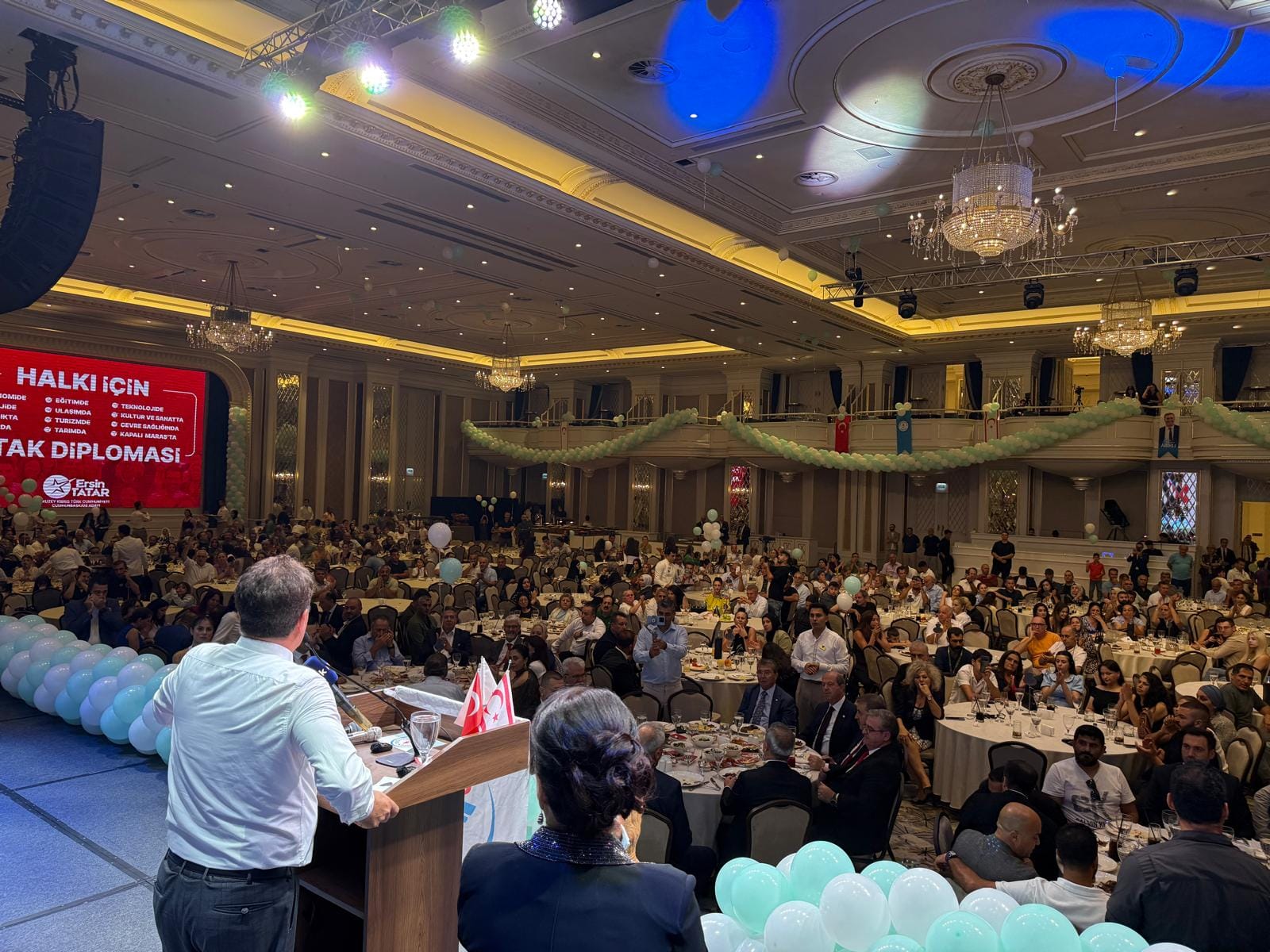 YDP Resepsiyonunda Milli Meselenin Vurgusu: İki Devletli Çözüm ve Generasyonel Dayanışma 5 YDP Resepsiyonunda Milli Meselenin Vurgusu: İki Devletli Çözüm ve Generasyonel Dayanışma
